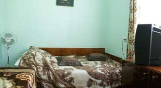 Гостиница Гостевой Дом Вита Симеиз Бюджетный двухместный номер с 1 кроватью или 2 отдельными кроватями-6